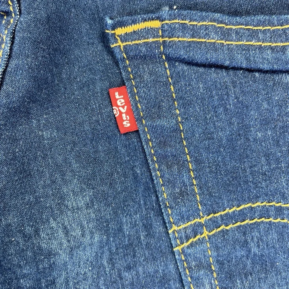 Levi's 501 New With Tags Mens (31x32) original button fly denim blue jeans pants